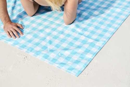 TOALLA MANTA PICNIC DOCK&amp;BAY BLUEBERRY VICHY XL 170X240CM