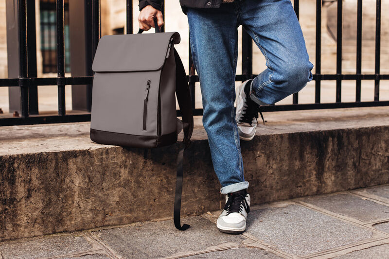 BOLSO MOCHILA OSLO GRIS MINERAL