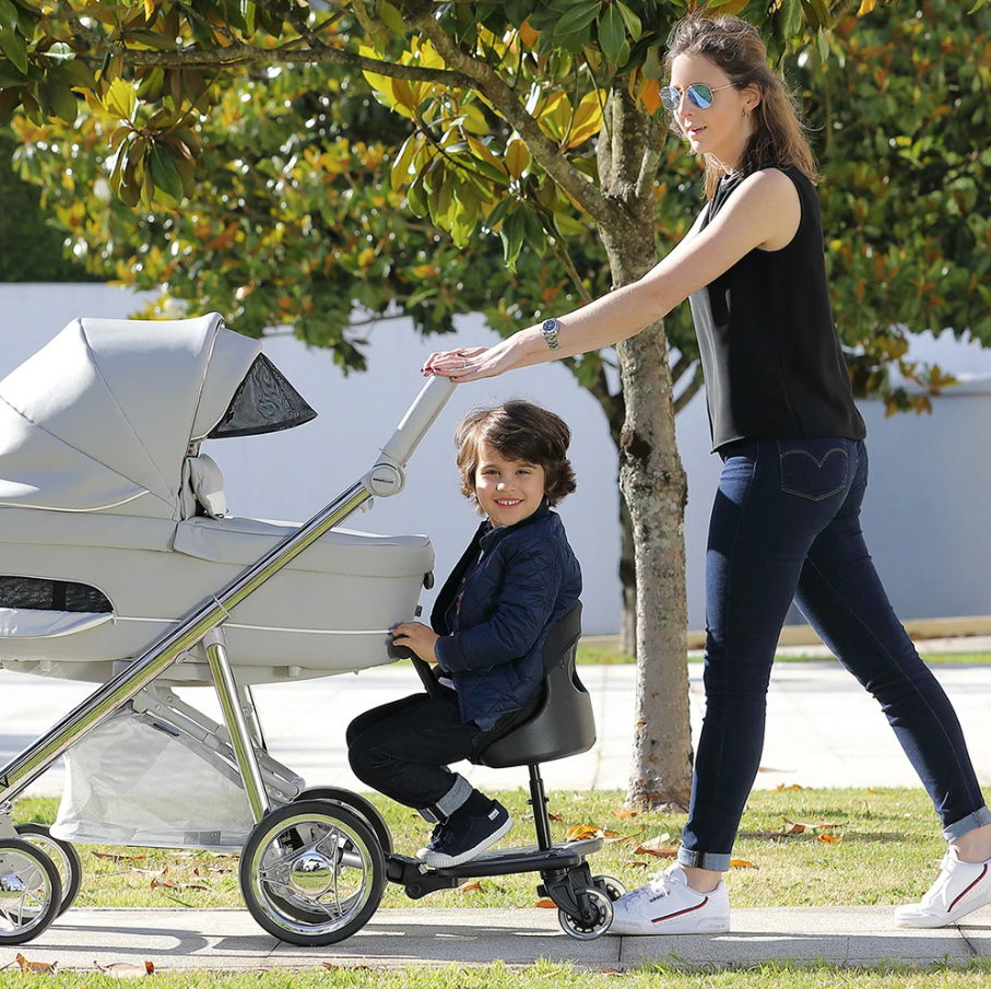 PATINETE UNIVERSAL ROLLER+ C/ASIENTO NEGRO